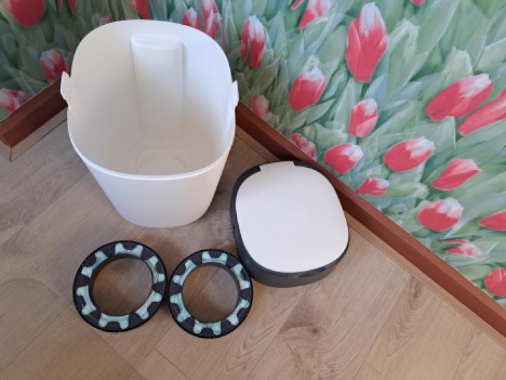 Wit/grijze luieremmer