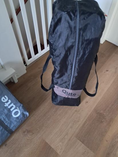 Campingbedje met matrasje