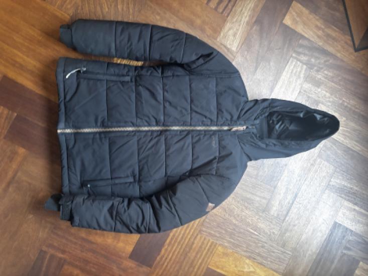 Zwarte skijas, maat 164, Protest