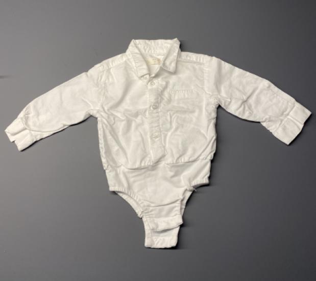 Rompertje met overhemdje