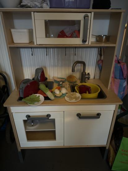 Ikea keukentje helemaal compleet