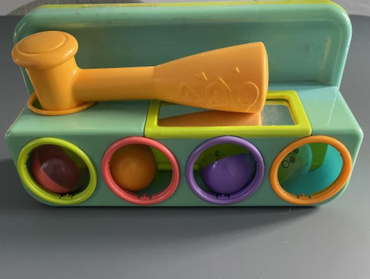 Hamertje tik met balletjes