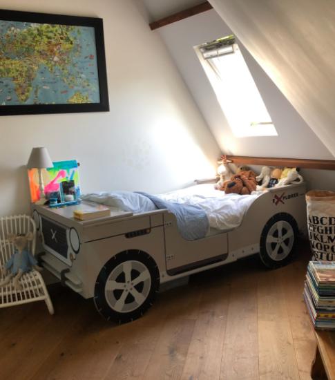 Jeep bed
