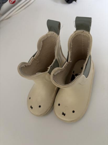 Gratis: Nijntje regenlaarsjes van HEMA