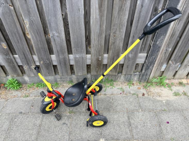 Puky driewieler met trappers en duwstang