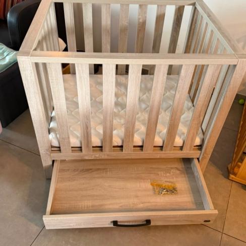 Babybox Luna met lade + Boxmatras