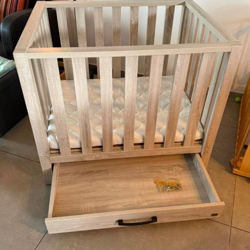 Babybox Luna met lade + Boxmatras