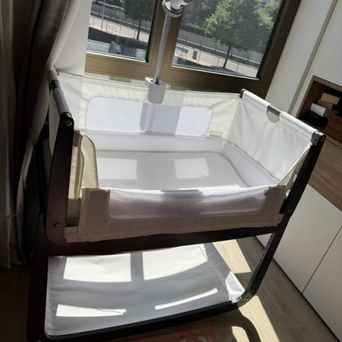 SnuzPod 4 co-sleeper incl. ComfortAir-matras