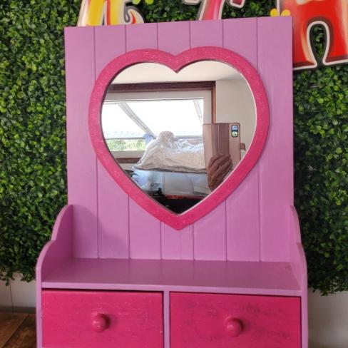 Opgeknapte houten hangkaptafel
