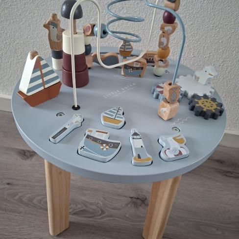 Little Dutch Sailors Bay Activity Table / Activite