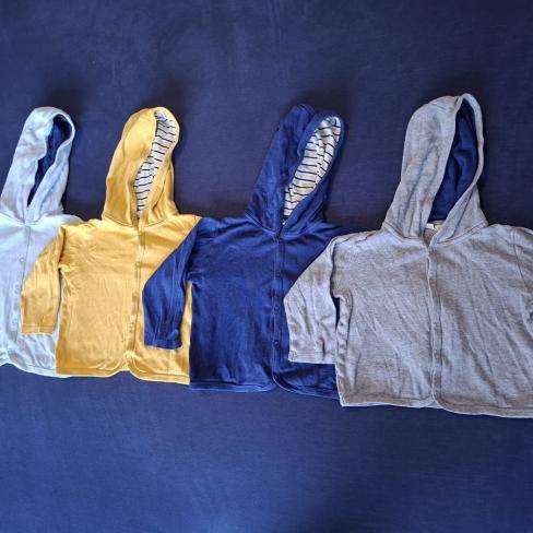 Groot kledingpakket jongen maat 86/92 – 75 stuks