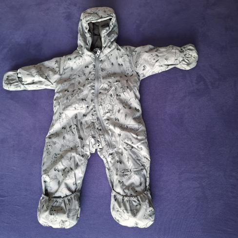 Babykleding pakket maat 74/80 – 50 stuks