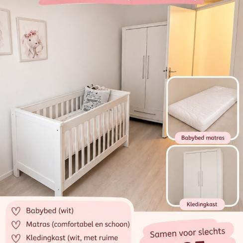 Babybed matras en kledingkast
