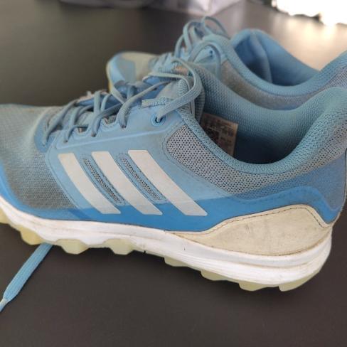 Hockeyschoenen Adidas maat 37 1/3