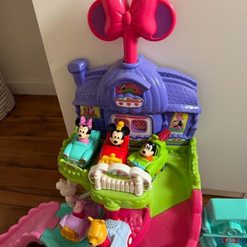 VTech Toet Toet Minnie Mouse Winkelparadijs + auto
