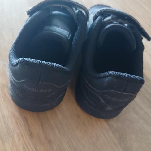 Adidas schoentjes
