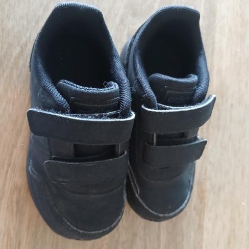 Adidas schoentjes