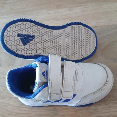 Nette adidas schoenen
