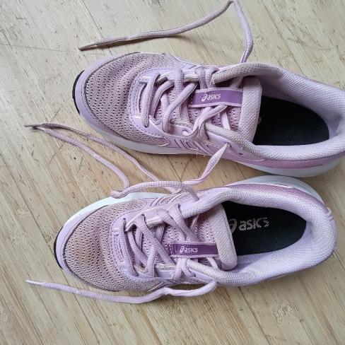 Hardloopschoenen Asics maat 34,5