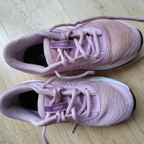 Hardloopschoenen Asics maat 34,5
