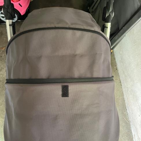 Musty evo kinderwagen