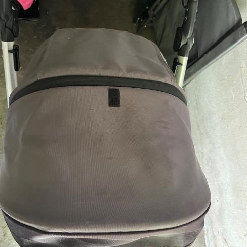 Musty evo kinderwagen