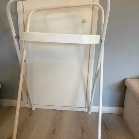 Kinderbadje met standaard