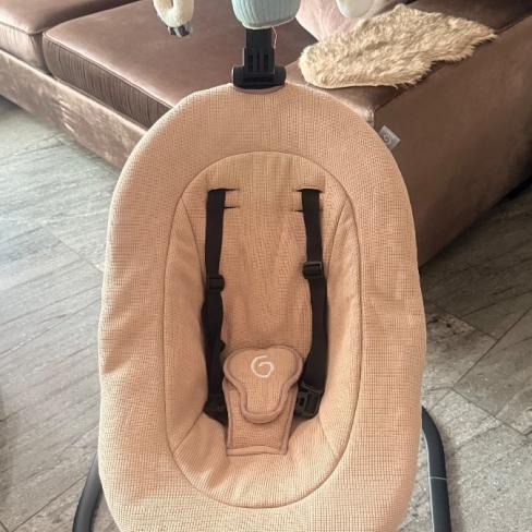 Babymoov Schommelstoel trendy wipstoeltje.