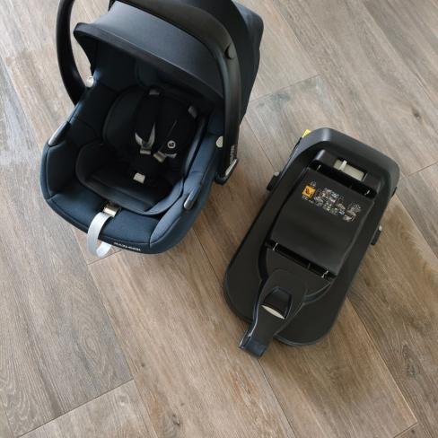 Maxi-Cosi CabrioFix i-Size autostoeltje + base Ant
