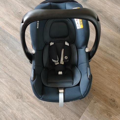 Maxi-Cosi CabrioFix i-Size autostoeltje + base Ant