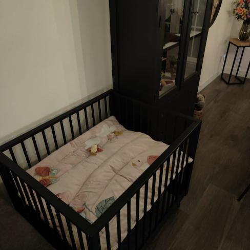 Europe Baby Box Evy in mat zwart