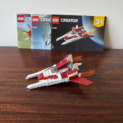 Lego Creator 3 in 1 nr 31086 Futuristisch vliegtui