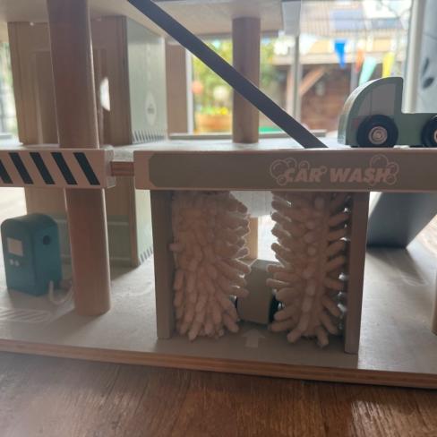 HEMA houten garage