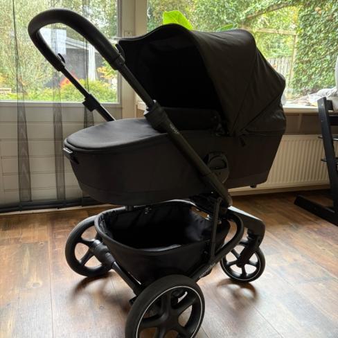 Easywalker Harvey5 met Reiswieg en Accessoires