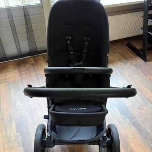 Easywalker Harvey5 met Reiswieg en Accessoires