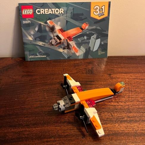 Lego Creator 3 in 1 set 31071 drone/speedb/vlie