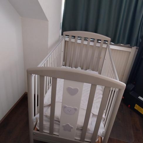 Pali babybedje – zo goed als nieuw!