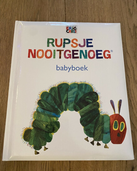 Rupsje nooitgenoeg babyboek