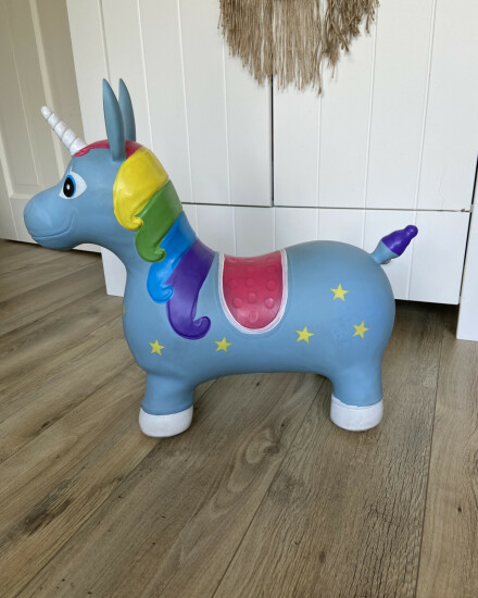 Skippy paard unicorn