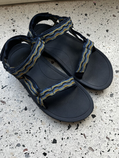 Teva sandalen mt 35 blauw met klittenband