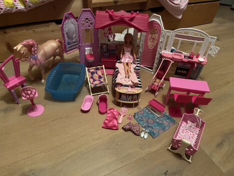Barbiehuis en accessoires