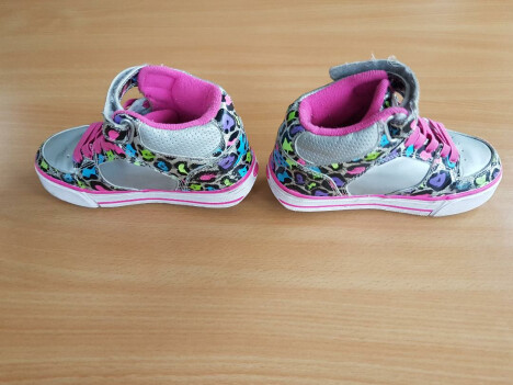 Heelys 2.jpg