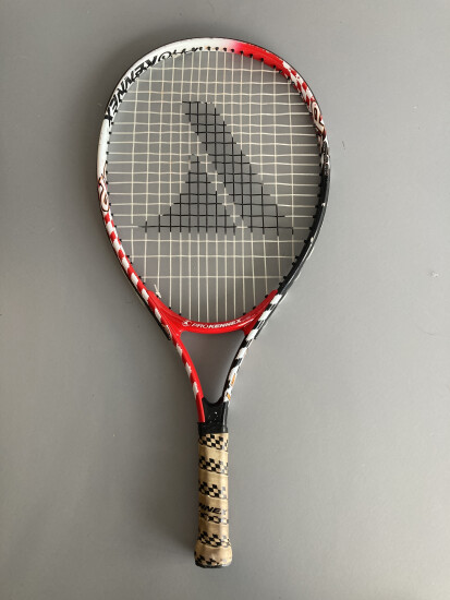 Tennis racket GP21