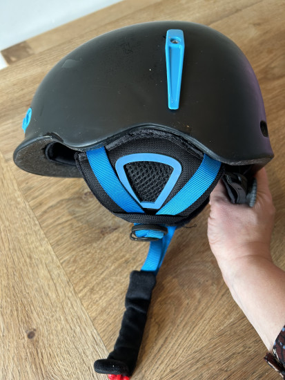Ski helm
